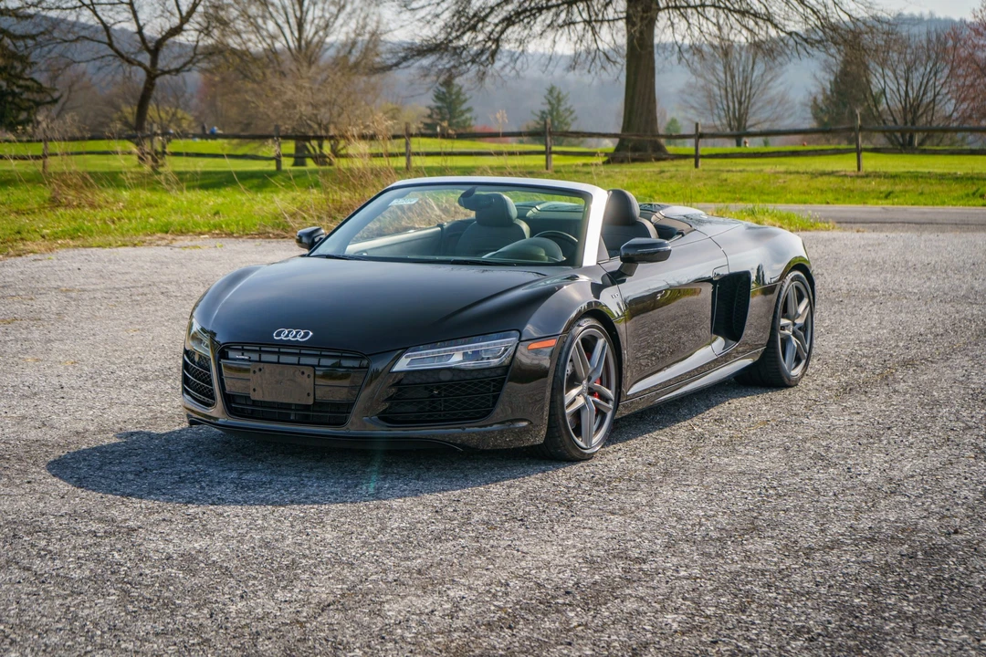 2015 Audi 42 R8 - Image 5 of 31