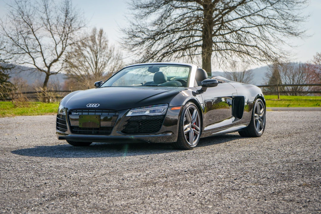 2015 Audi 42 R8 - Image 4 of 31