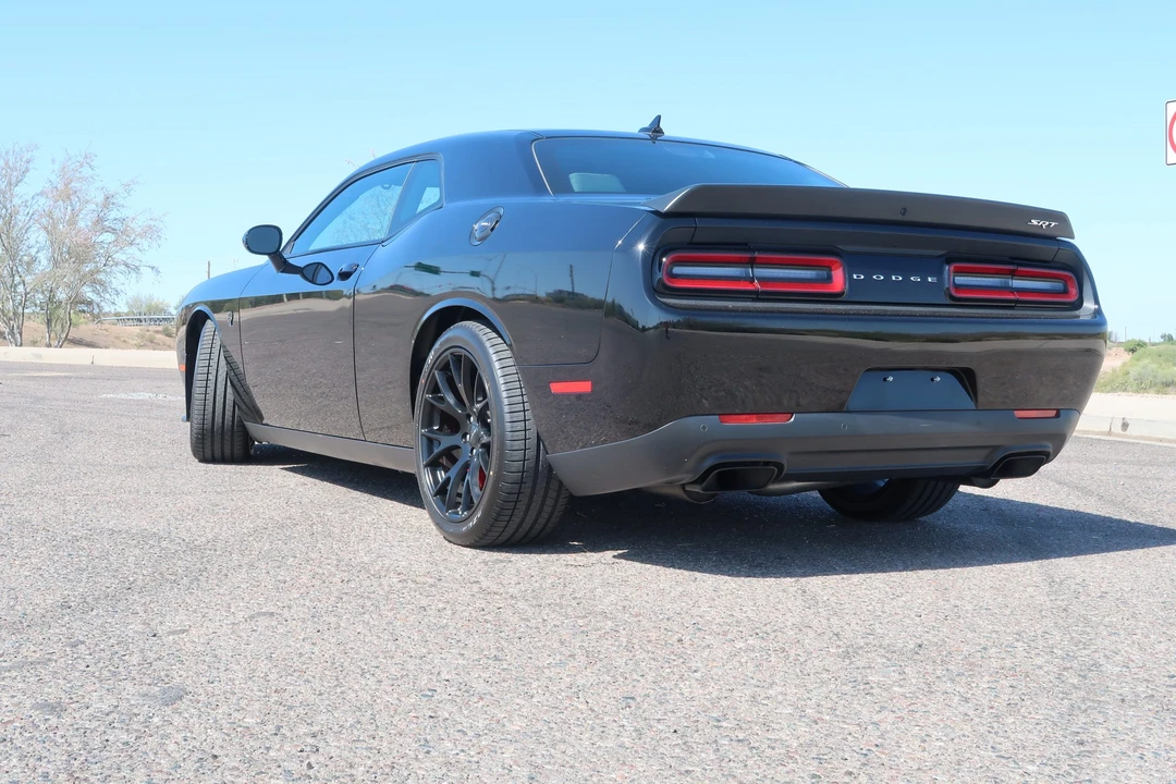 2015 Dodge Challenger SRT Hellcat 3rd Gen - Image 19 of 31
