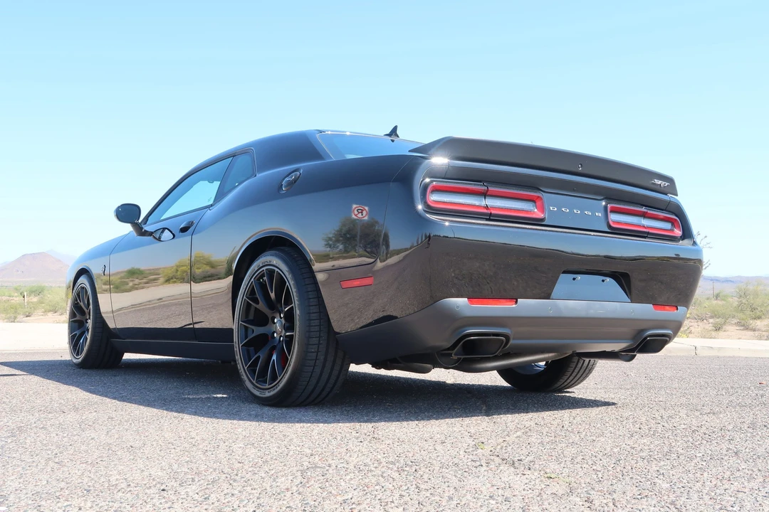 2015 Dodge Challenger SRT Hellcat 3rd Gen - Image 20 of 31