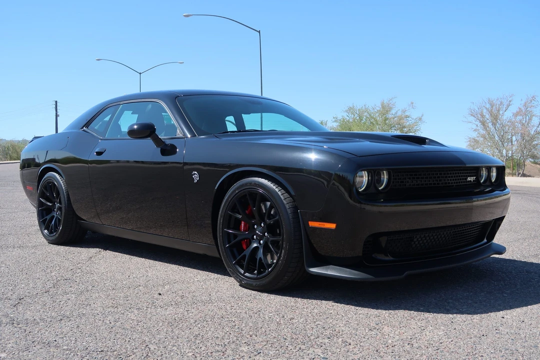 2015 Dodge Challenger SRT Hellcat 3rd Gen - Image 4 of 31