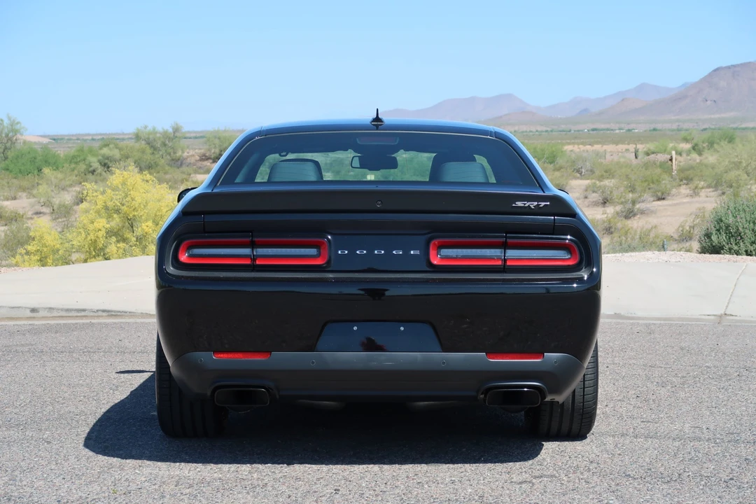 2015 Dodge Challenger SRT Hellcat 3rd Gen - Image 23 of 31