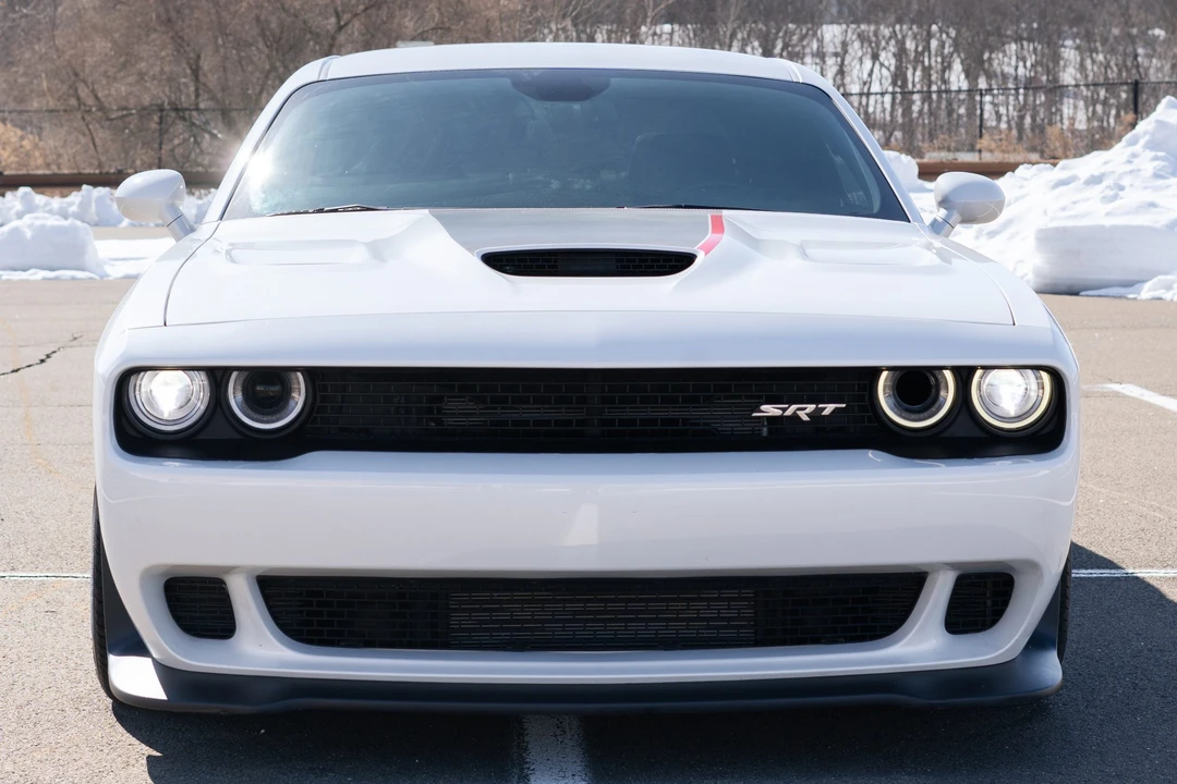 2015 Dodge Challenger SRT Hellcat 3rd Gen - Image 9 of 31