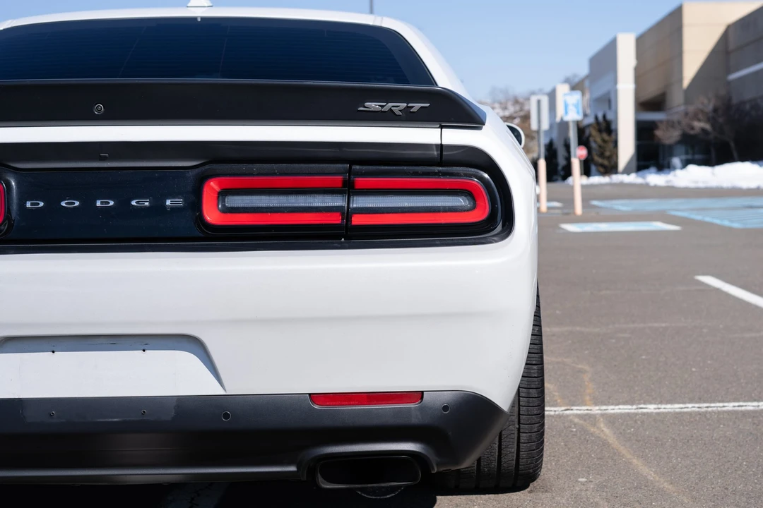 2015 Dodge Challenger SRT Hellcat 3rd Gen - Image 28 of 31