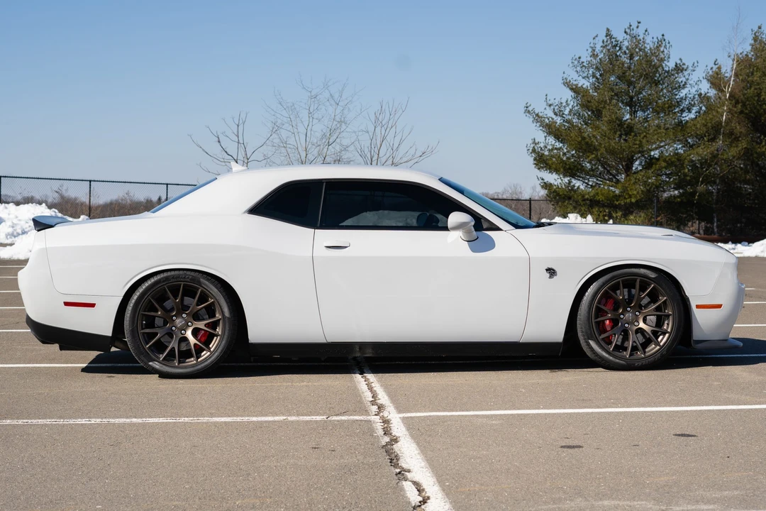 2015 Dodge Challenger SRT Hellcat 3rd Gen - Image 3 of 31