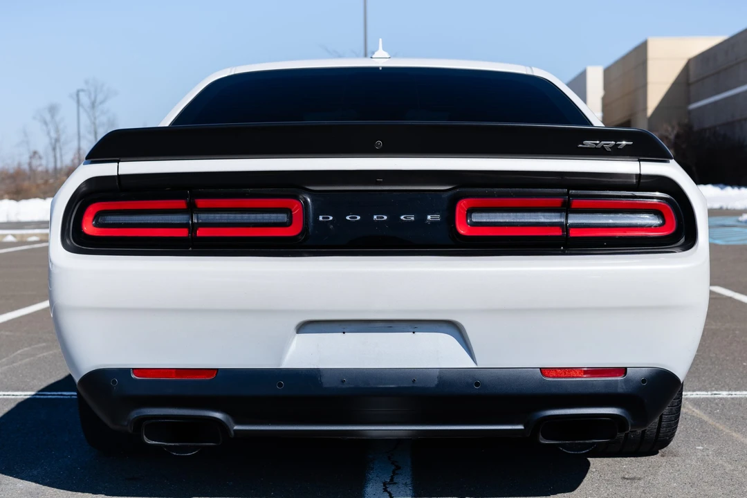 2015 Dodge Challenger SRT Hellcat 3rd Gen - Image 26 of 31