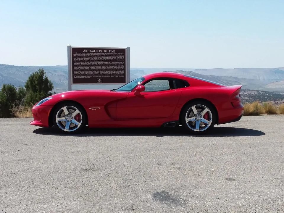 2015 Dodge Viper 5th Gen - Image 16 of 31