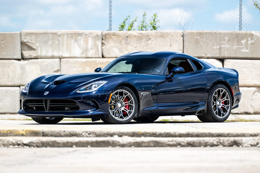 2015 Dodge Viper 5th Gen - Image 5 of 31