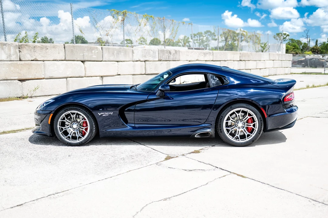 2015 Dodge Viper 5th Gen - Image 13 of 31