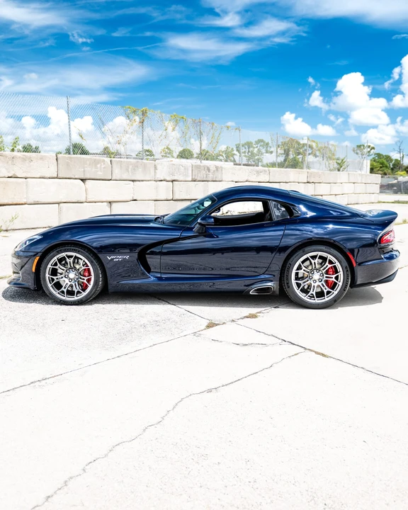 2015 Dodge Viper 5th Gen - Image 11 of 31