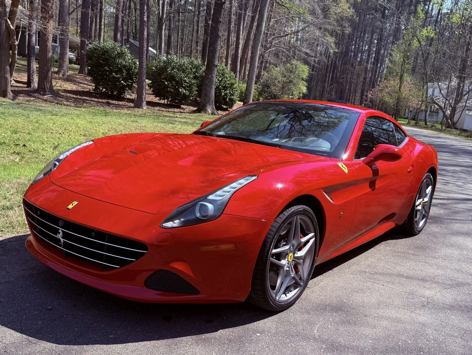2015 Ferrari California T - Image 15 of 31