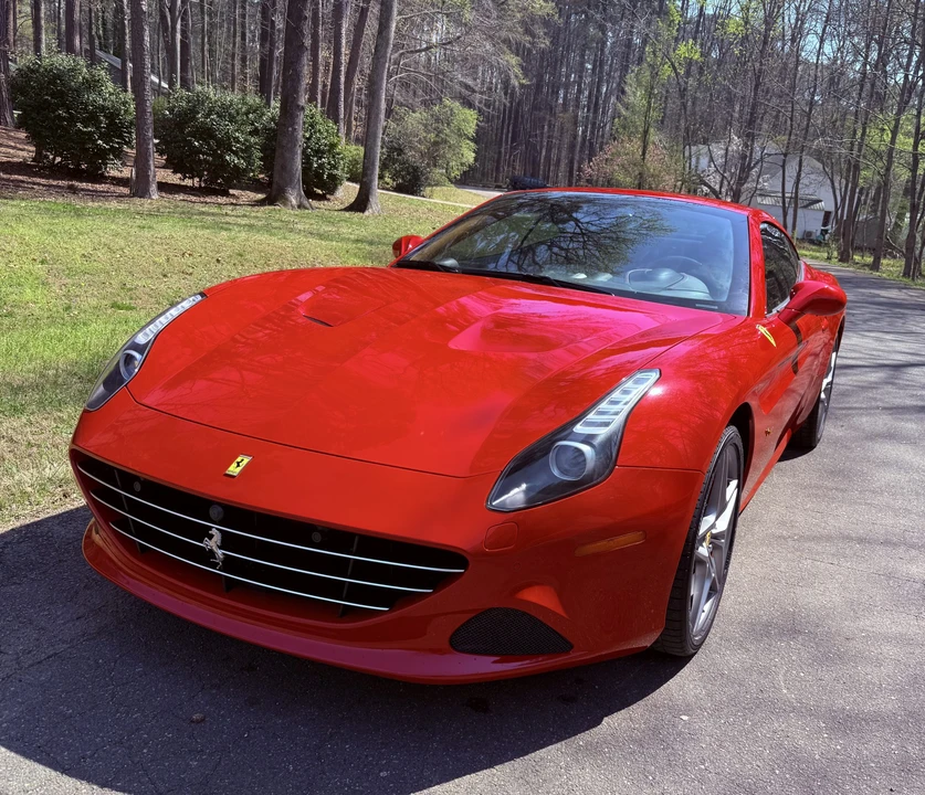 2015 Ferrari California T - Image 13 of 31