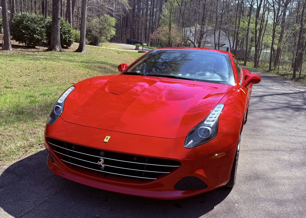 2015 Ferrari California T - Image 12 of 31