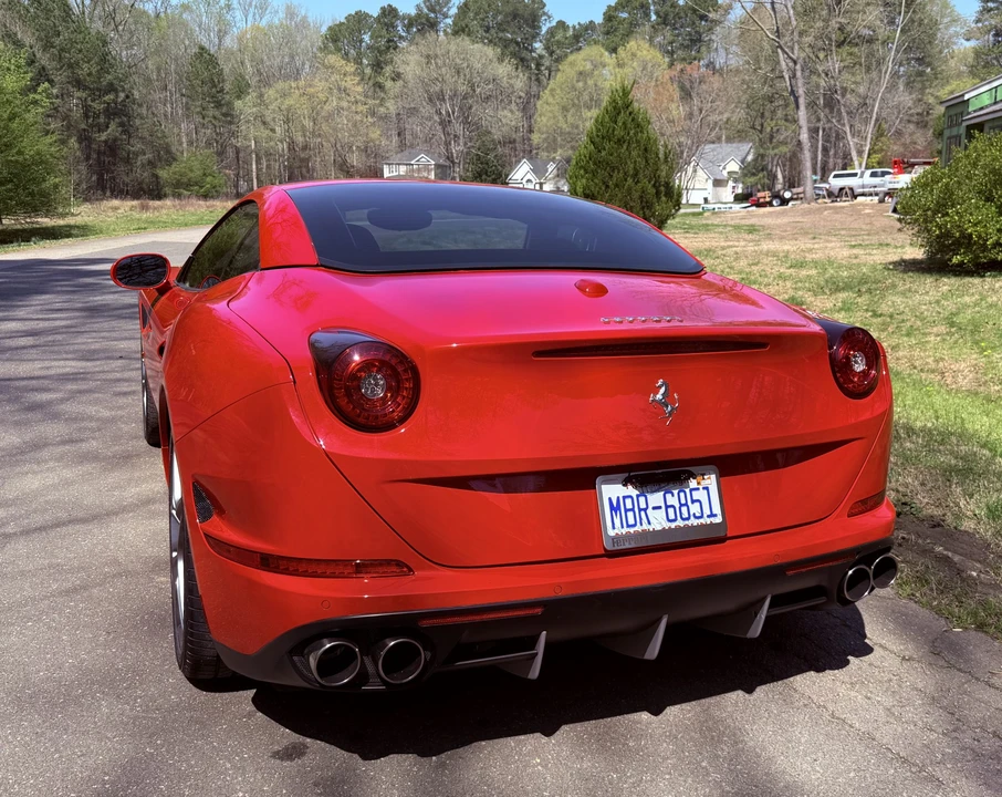 2015 Ferrari California T - Image 31 of 31