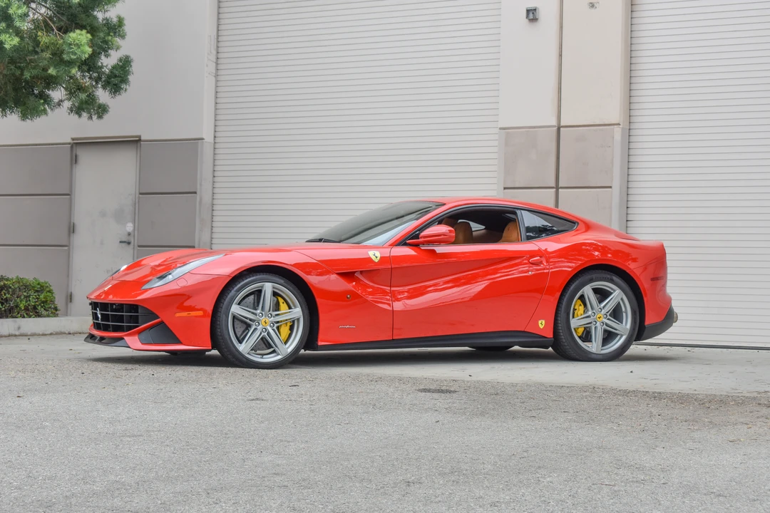 2015 Ferrari F12berlinetta - Image 8 of 31