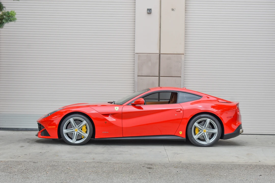 2015 Ferrari F12berlinetta - Image 9 of 31