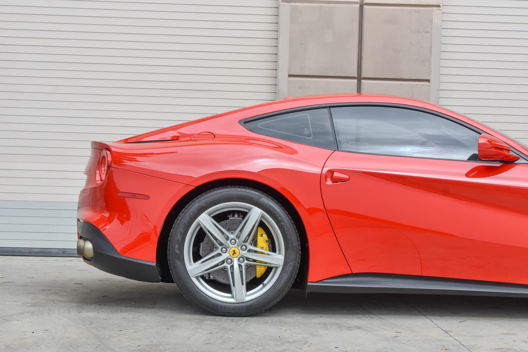 2015 Ferrari F12berlinetta - Image 22 of 31