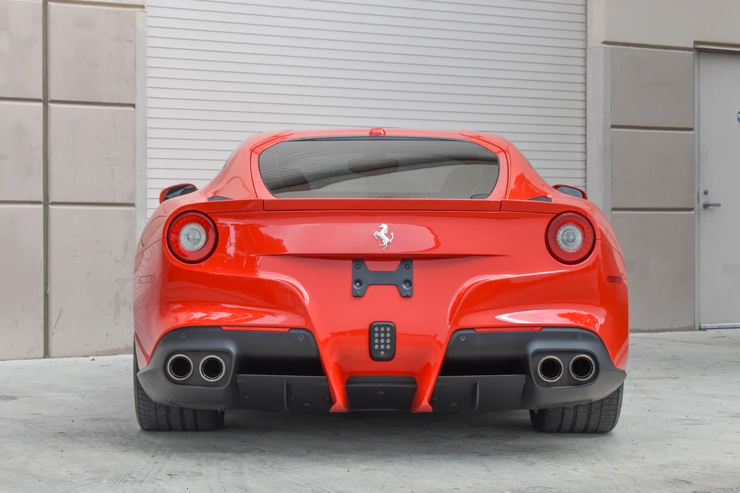 2015 Ferrari F12berlinetta - Image 13 of 31