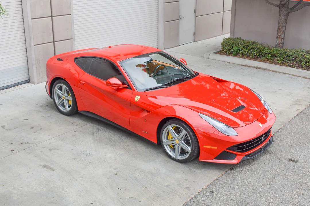 2015 Ferrari F12berlinetta - Image 18 of 31