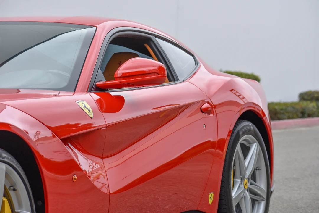 2015 Ferrari F12berlinetta - Image 26 of 31