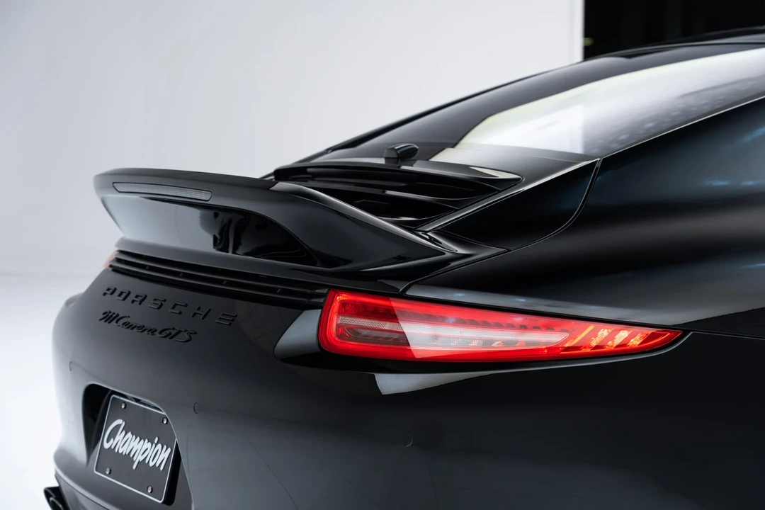 2015 Porsche 991 Carrera - Image 27 of 31