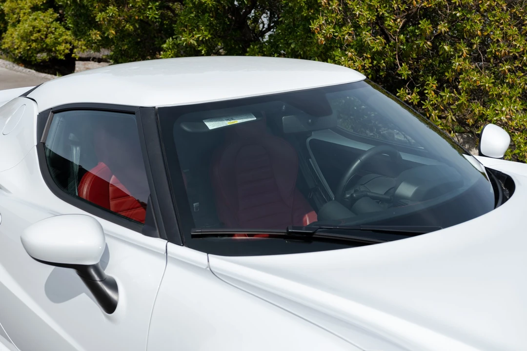 2016 Alfa Romeo 4C Coupe - Image 24 of 31