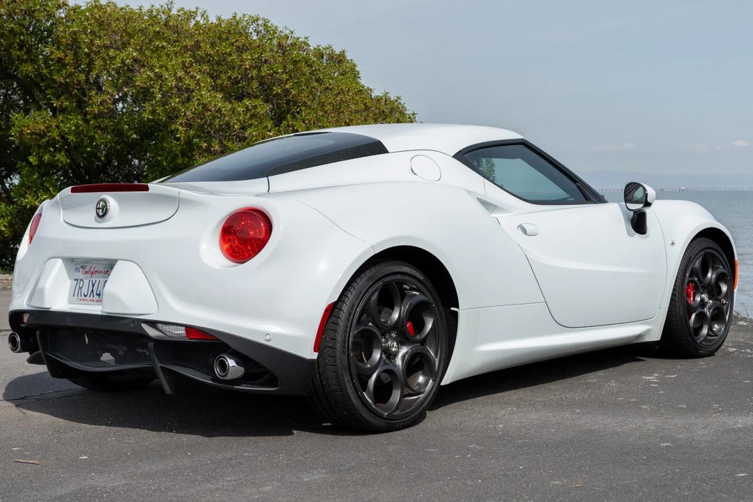 2016 Alfa Romeo 4C Coupe - Image 5 of 31