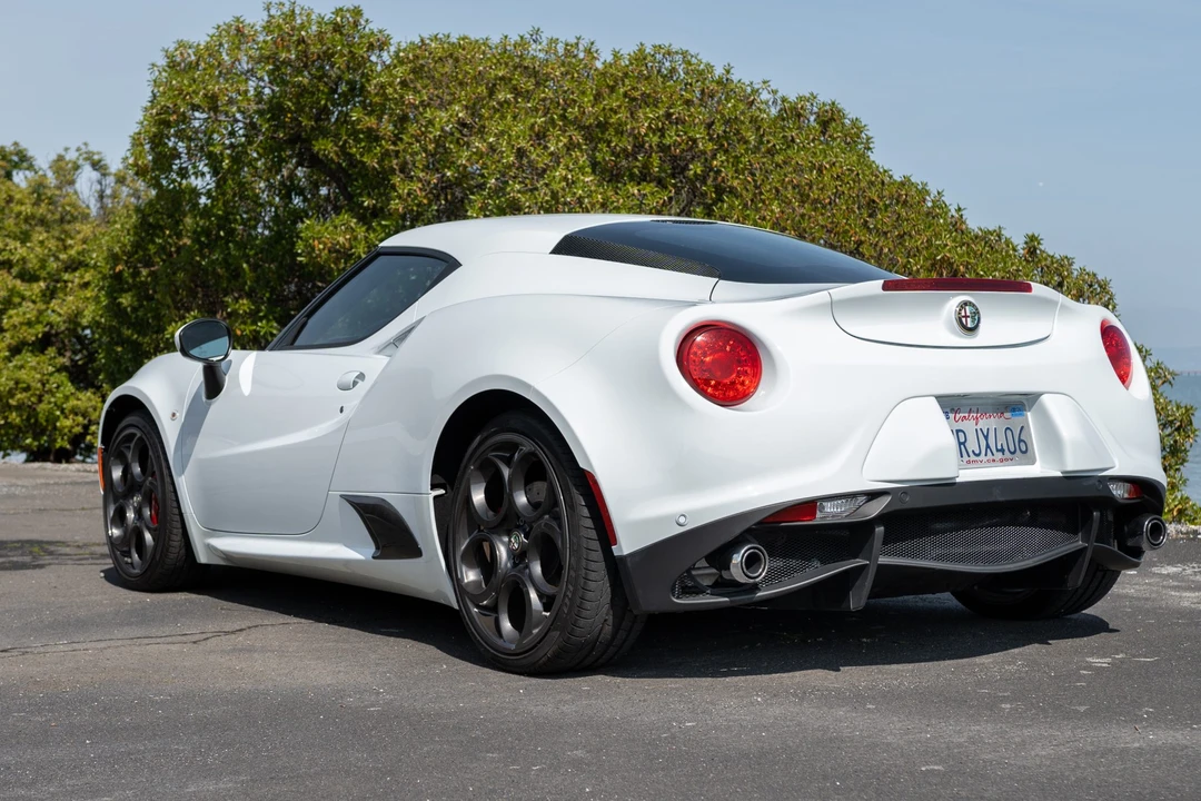 2016 Alfa Romeo 4C Coupe - Image 7 of 31