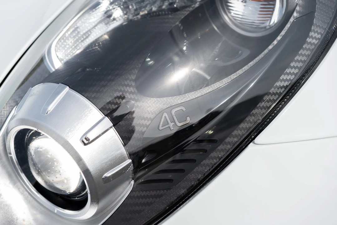 2016 Alfa Romeo 4C Coupe - Image 17 of 31
