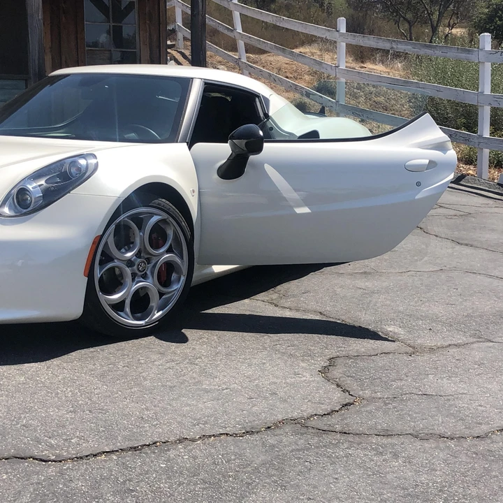 2016 Alfa Romeo 4C Coupe - Image 19 of 31