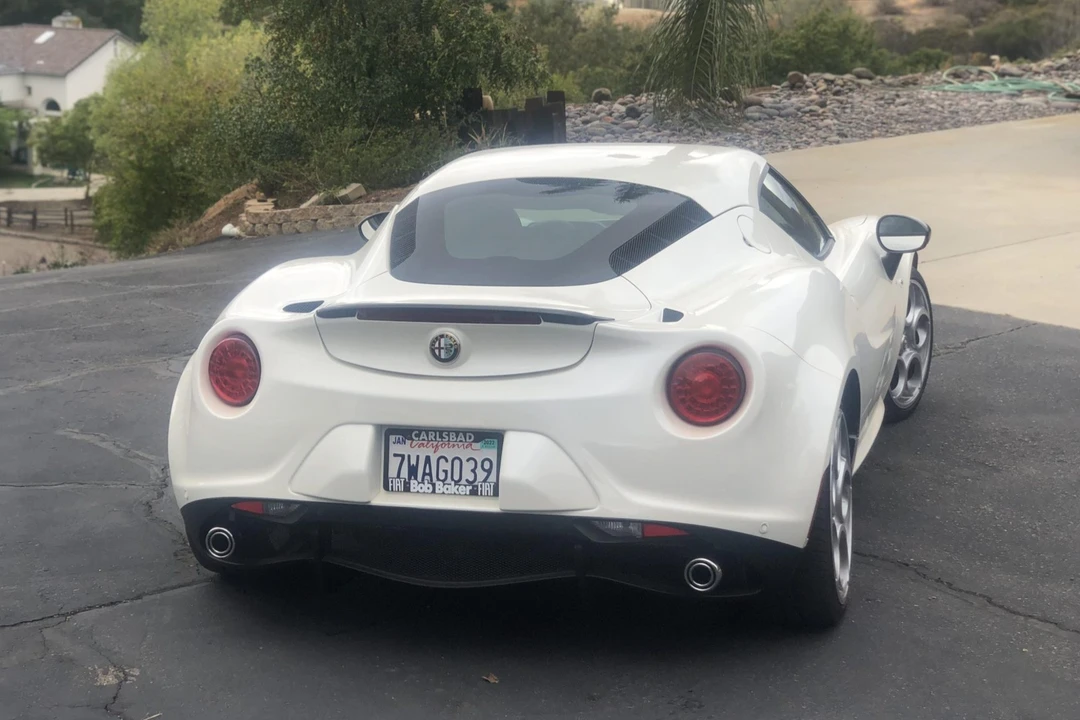 2016 Alfa Romeo 4C Coupe - Image 9 of 31
