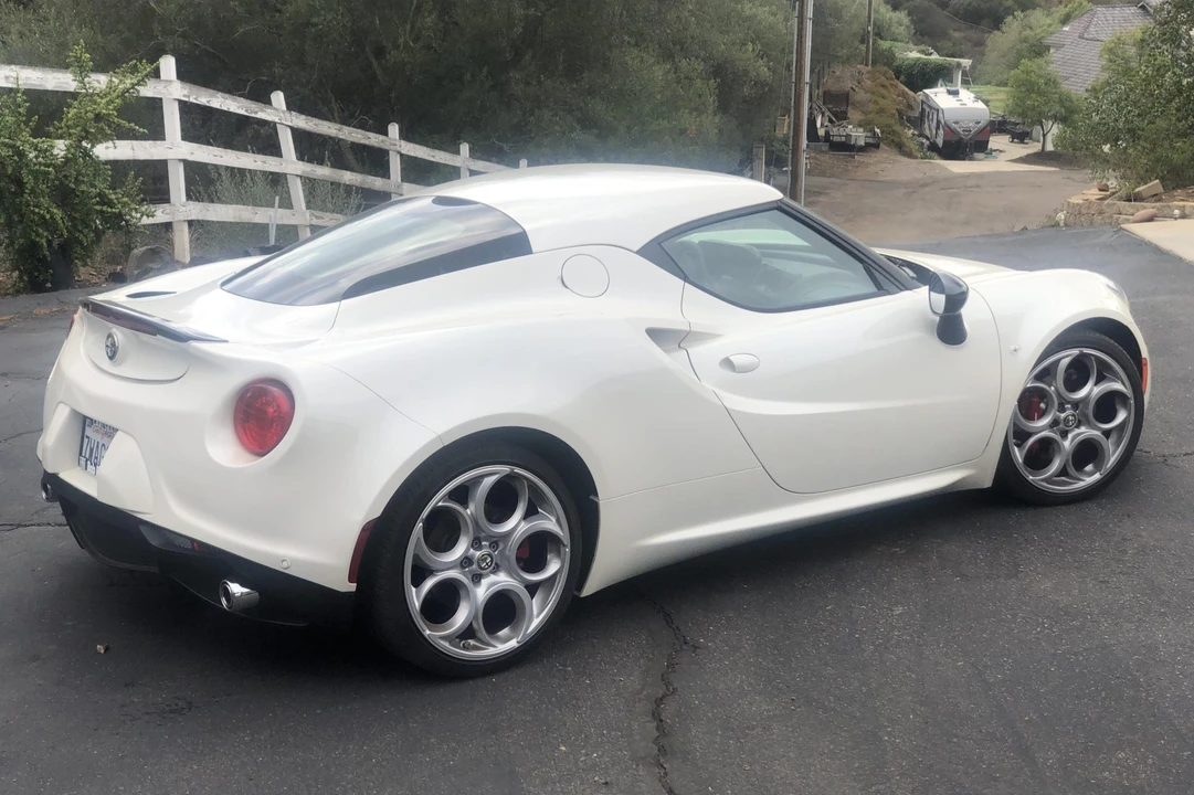 2016 Alfa Romeo 4C Coupe - Image 8 of 31