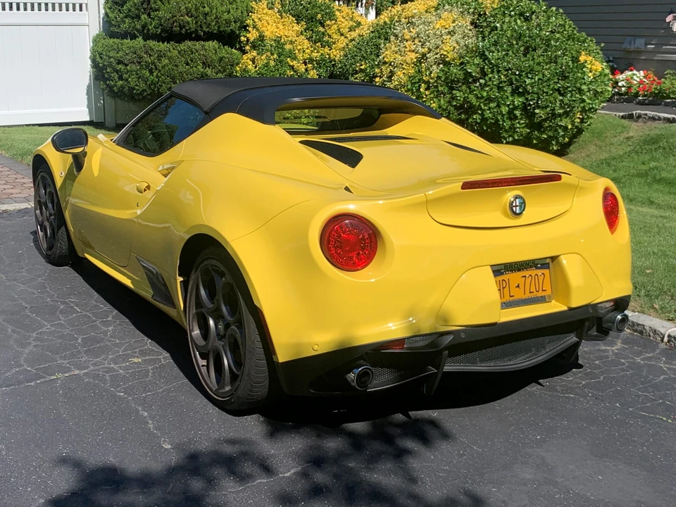 2016 Alfa Romeo 4C Spider - Image 5 of 31