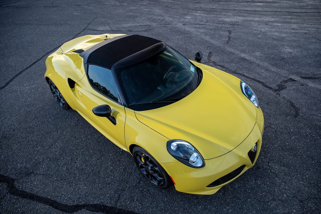 2016 Alfa Romeo 4C Spider - Image 16 of 31