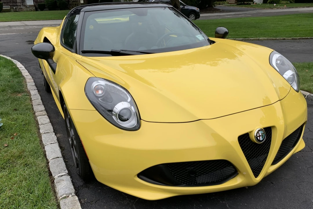 2016 Alfa Romeo 4C Spider - Image 9 of 31