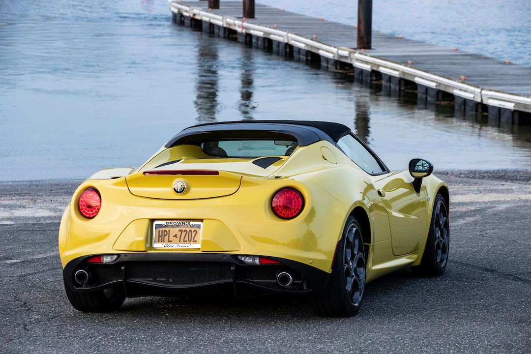 2016 Alfa Romeo 4C Spider - Image 5 of 31