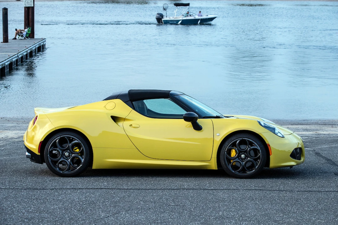 2016 Alfa Romeo 4C Spider - Image 3 of 31