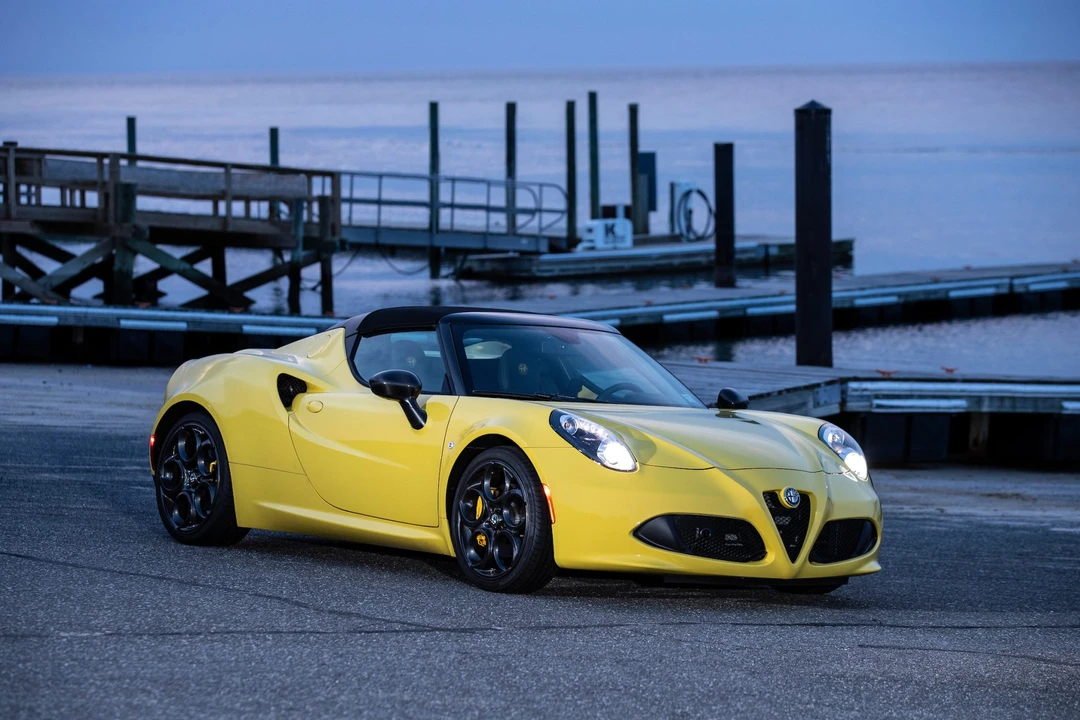 2016 Alfa Romeo 4C Spider - Image 8 of 31
