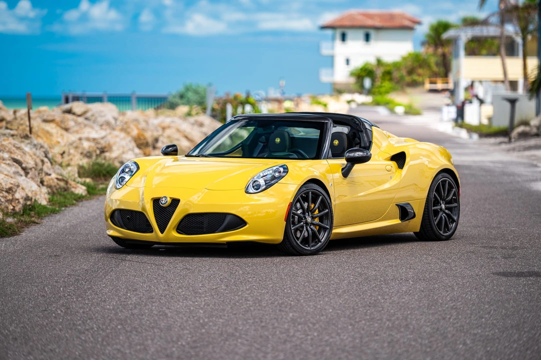 2016 Alfa Romeo 4C Spider - Image 8 of 31