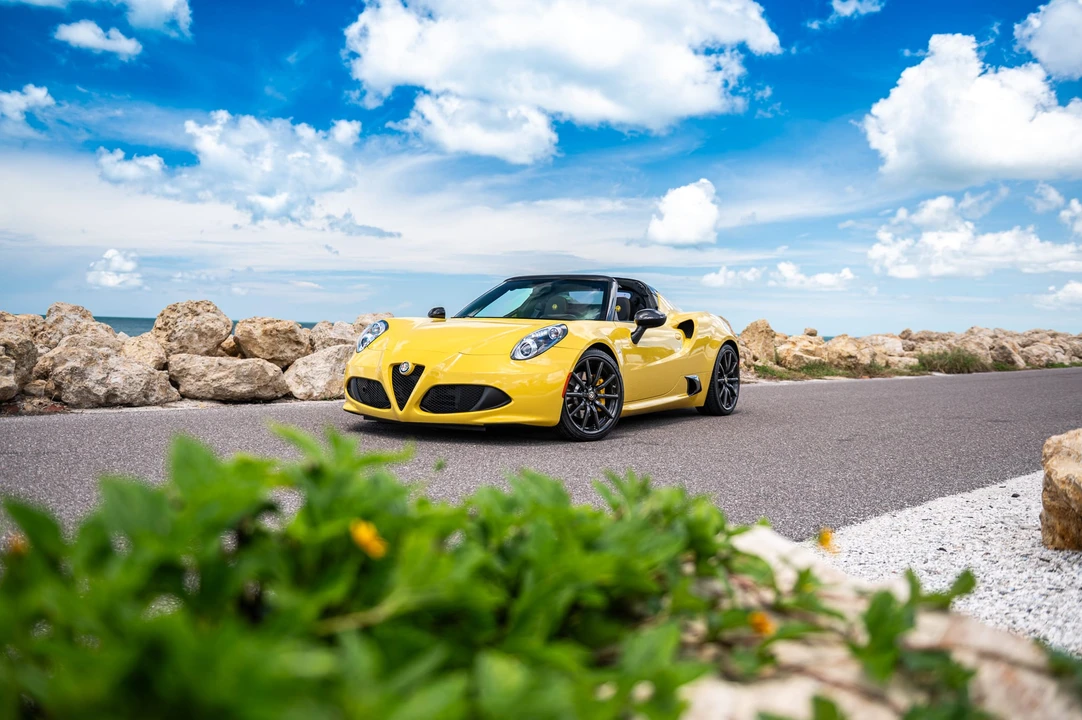 2016 Alfa Romeo 4C Spider - Image 15 of 31