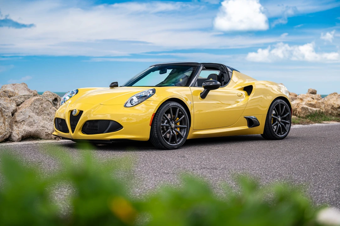 2016 Alfa Romeo 4C Spider - Image 3 of 31