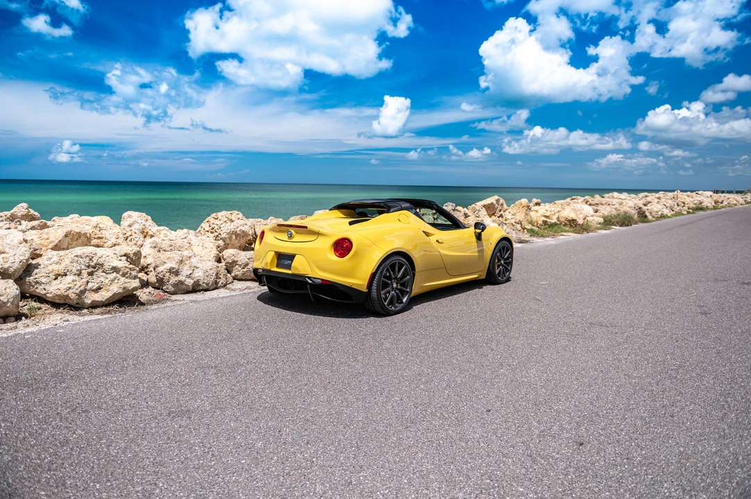 2016 Alfa Romeo 4C Spider - Image 25 of 31