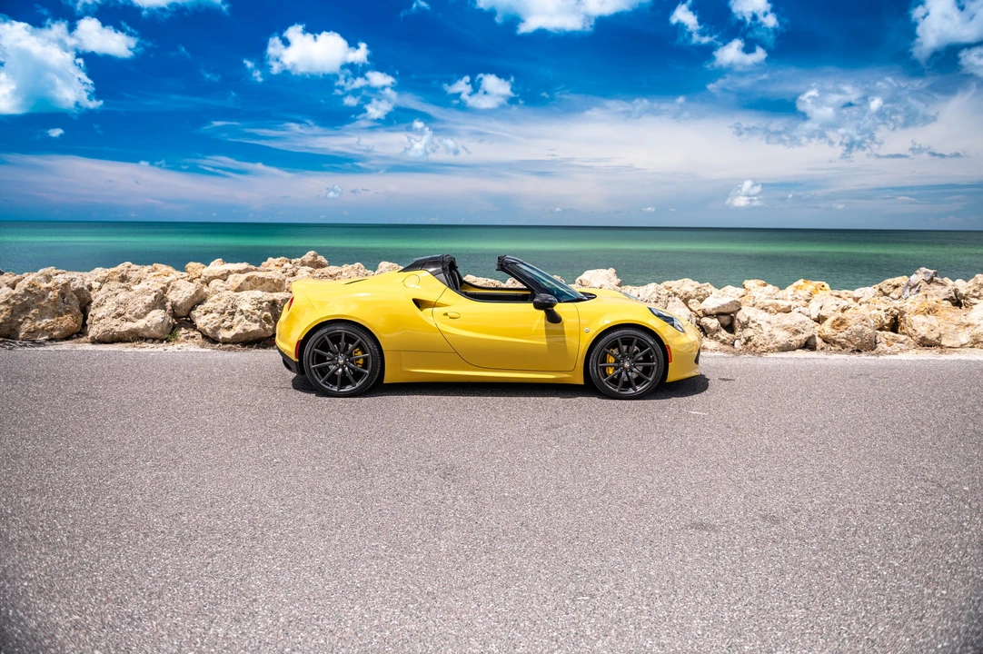 2016 Alfa Romeo 4C Spider - Image 21 of 31