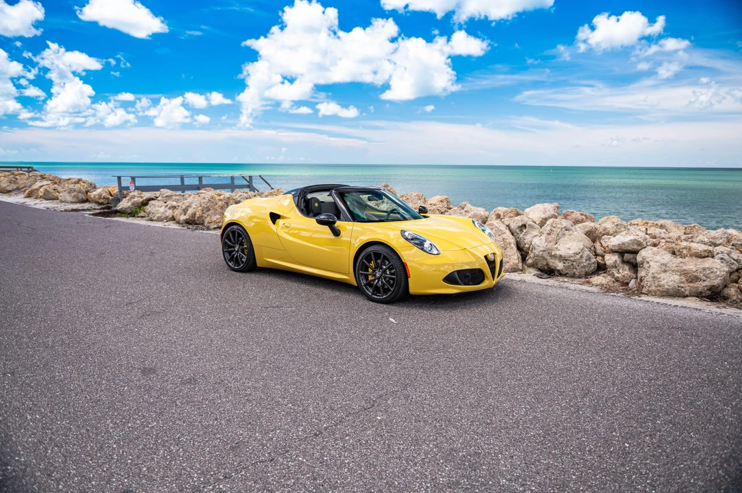 2016 Alfa Romeo 4C Spider - Image 19 of 31