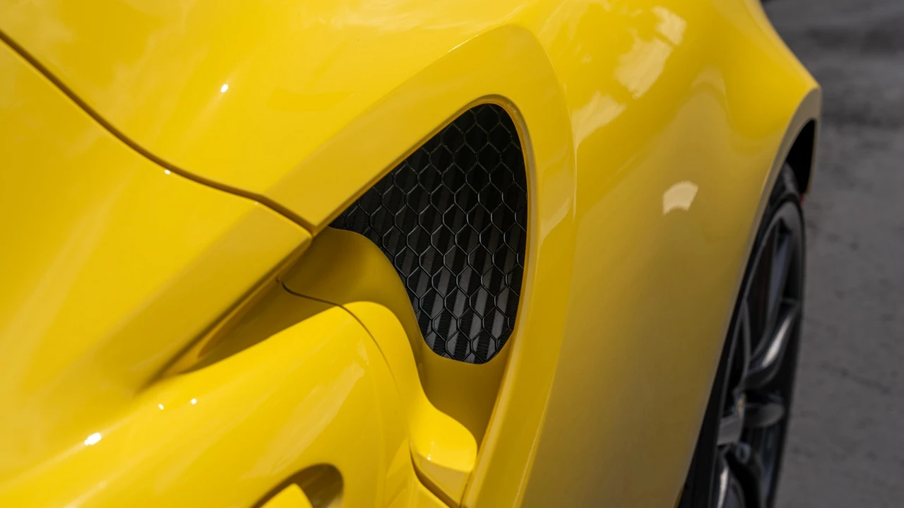 2016 Alfa Romeo 4C Spider - Image 25 of 31