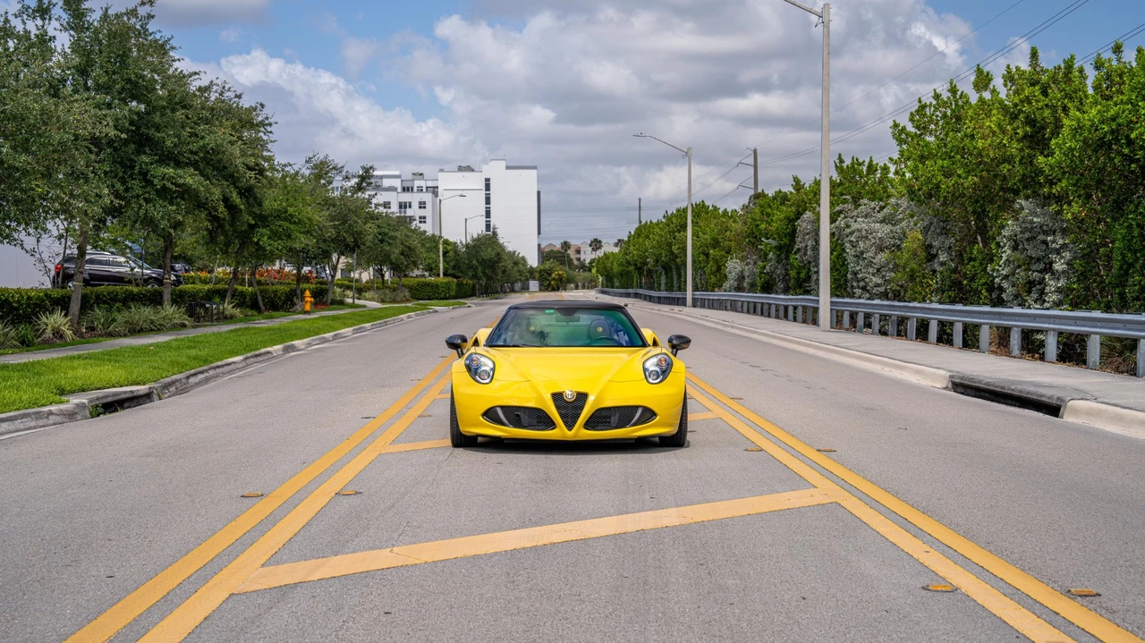 2016 Alfa Romeo 4C Spider - Image 5 of 31