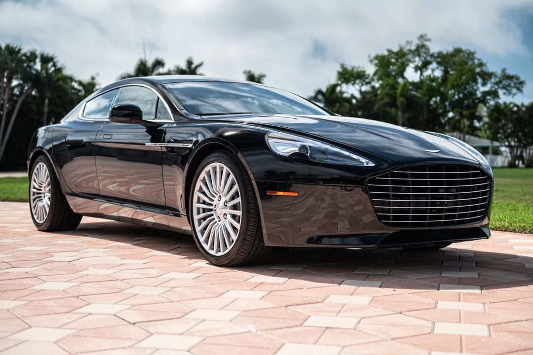 2016 Aston Martin Rapide - Image 4 of 31