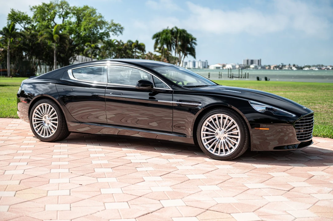 2016 Aston Martin Rapide - Image 5 of 31