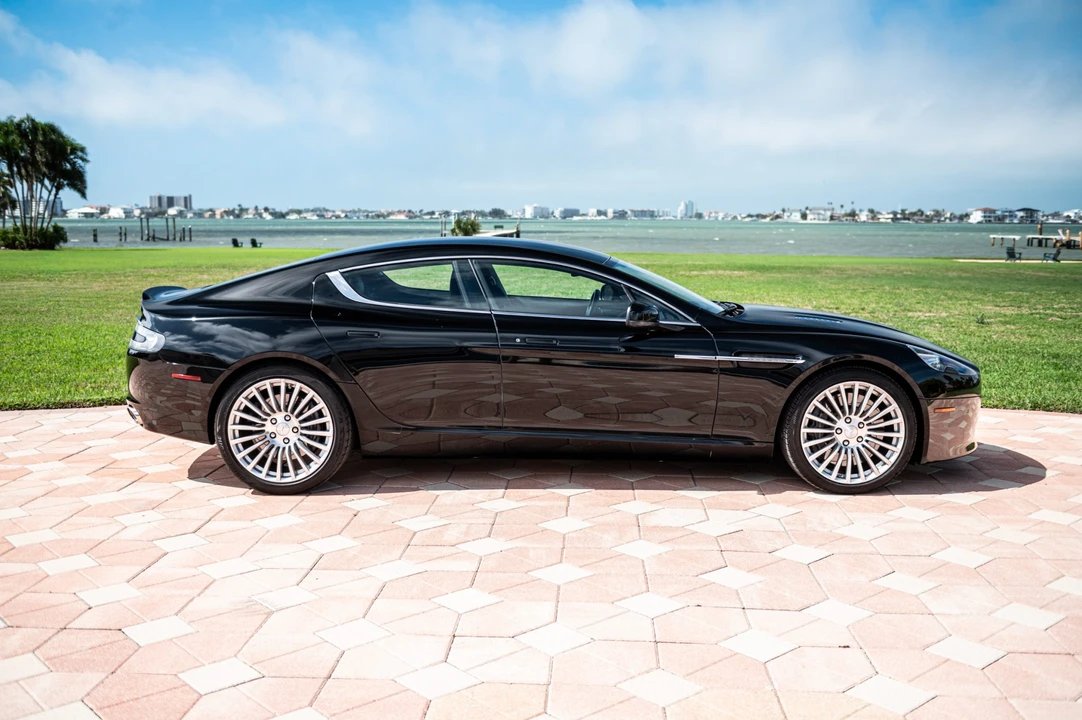 2016 Aston Martin Rapide - Image 7 of 31