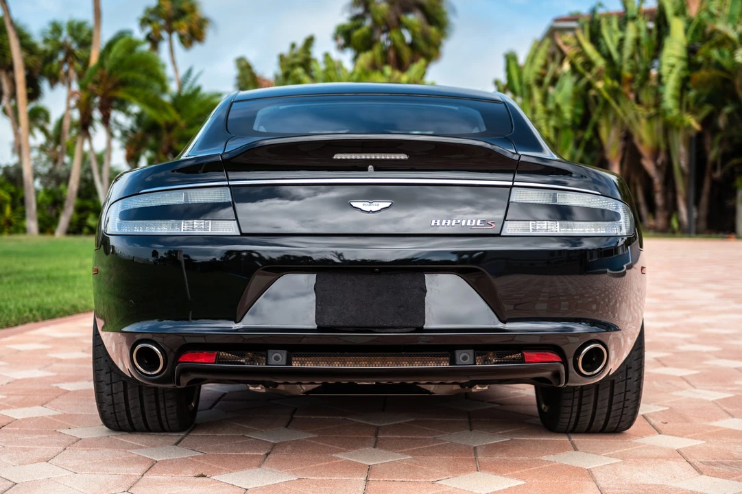 2016 Aston Martin Rapide - Image 16 of 31